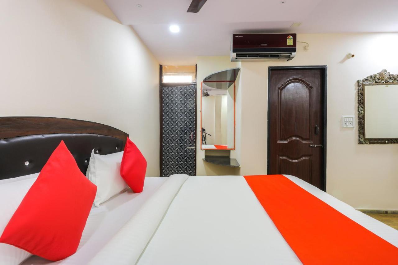 OYO 62194 Pleasure Palace Hotel Indore Exterior foto